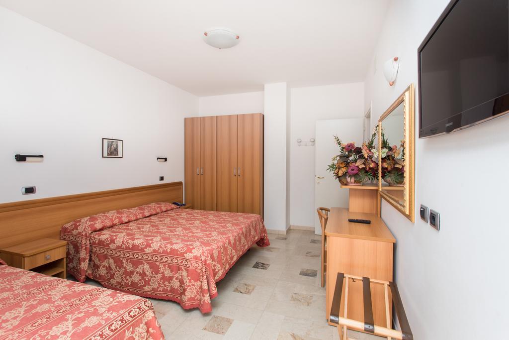 Hotel Residence Des Bains Cesenatico Εξωτερικό φωτογραφία